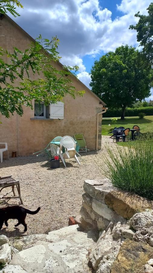 Le Calme A La Campagne Apartment Besson Екстериор снимка