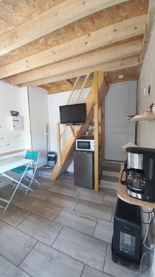 Le Calme A La Campagne Apartment Besson Екстериор снимка