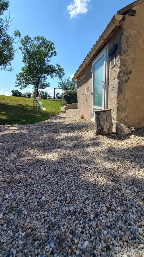 Le Calme A La Campagne Apartment Besson Екстериор снимка