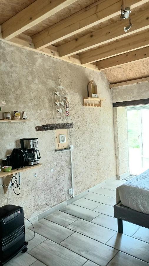 Le Calme A La Campagne Apartment Besson Екстериор снимка
